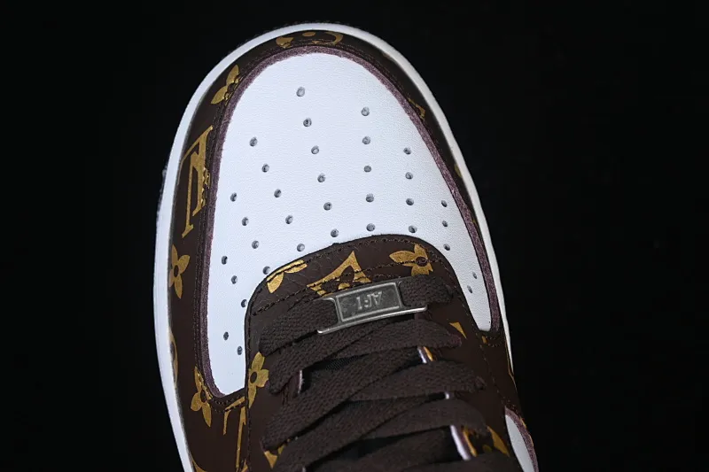 All categories Nk Air Force 1 Air Force series Nk Air Force 1 Low Air Force low top Nike Air Force 1'07 Low LV joint classic white brown Air Force 1 low top casual sneakers CZ3986-004